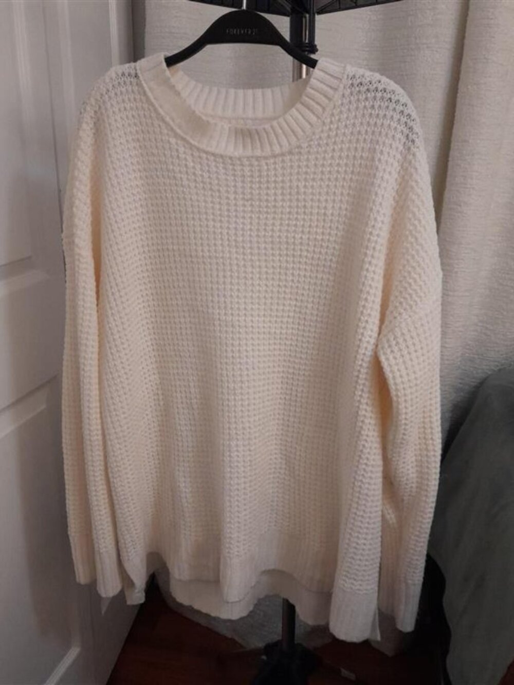 White/Cream Sweater